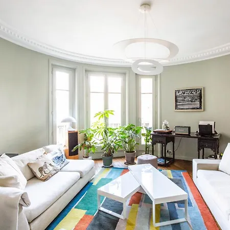 Apartment Veeve - Rousseau In The Round Paris